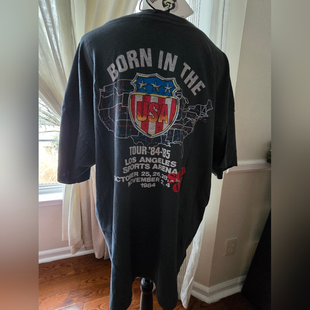 NWT Daydreamer Bruce Springsteen & The E Street Band Merch Tee - Picture 7 of 8